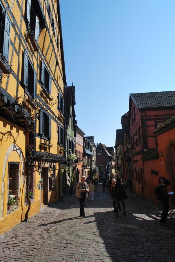 Ferienwohnung Au coeur de Riquewihr - vue sur le vignoble Exterior foto