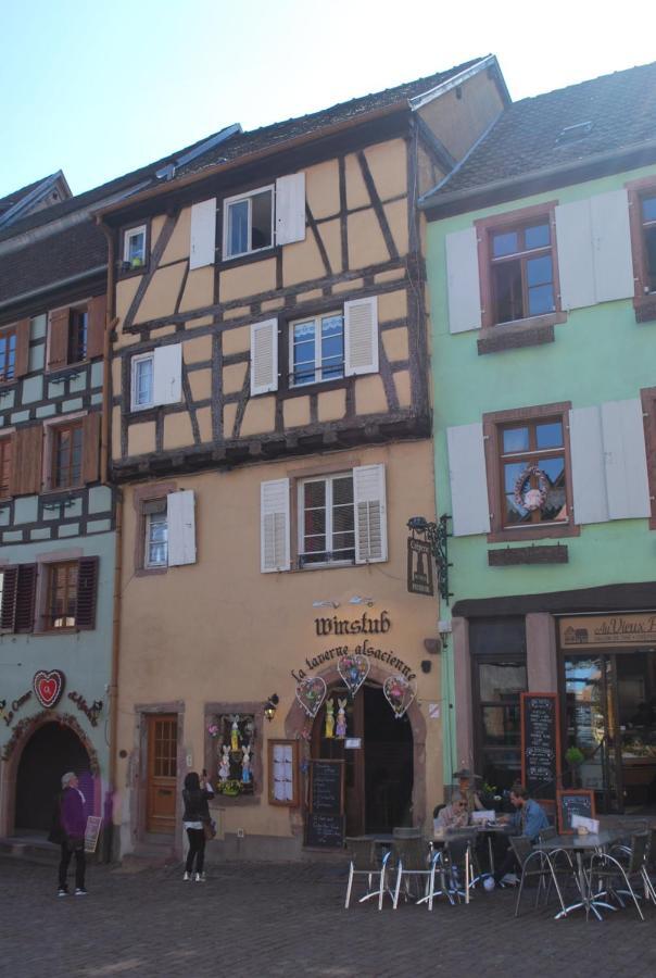Ferienwohnung Au coeur de Riquewihr - vue sur le vignoble Exterior foto